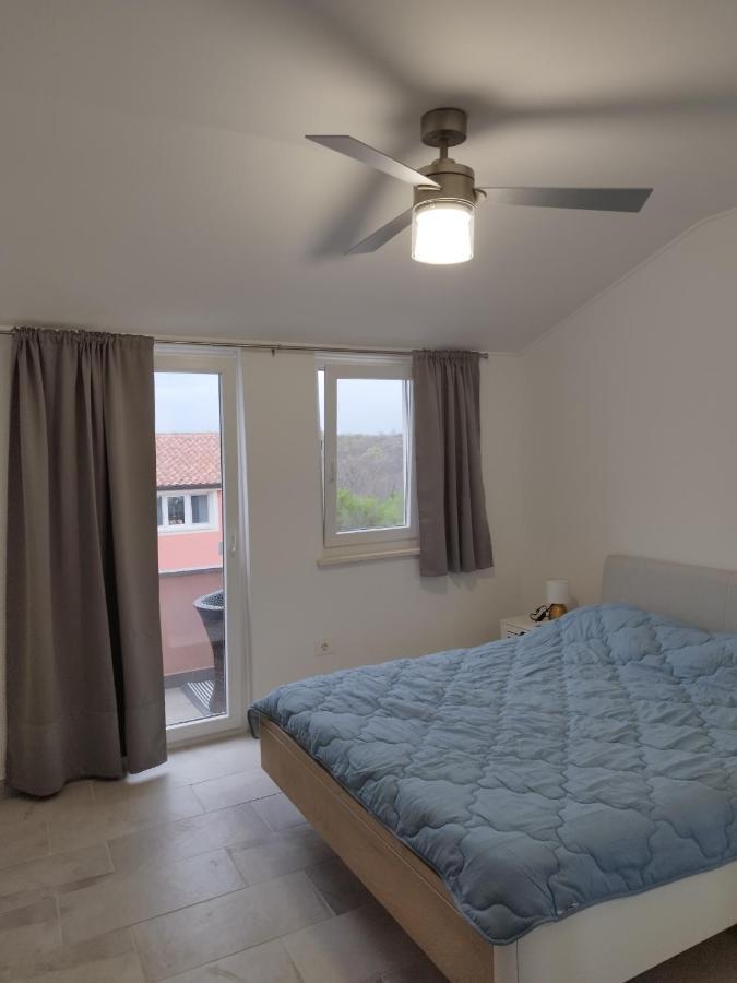 Apartment Tonis *