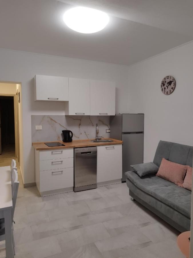 Apartment Tonis