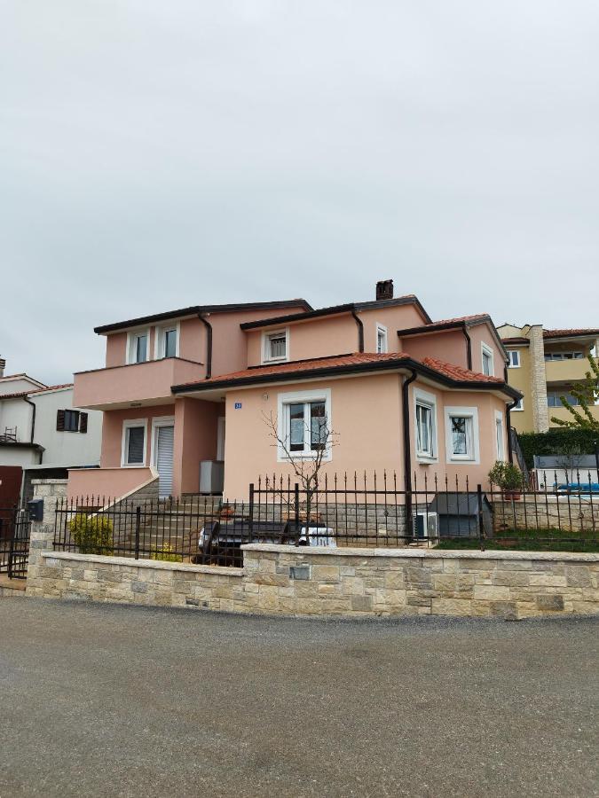Apartman Tonis *